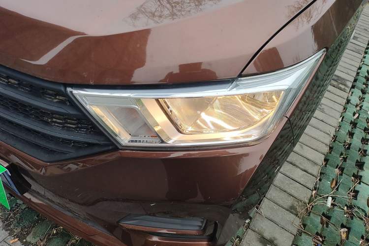 Used Wuling Hongguang 2021 1.5L S Base Version LAR Left Front Headlight