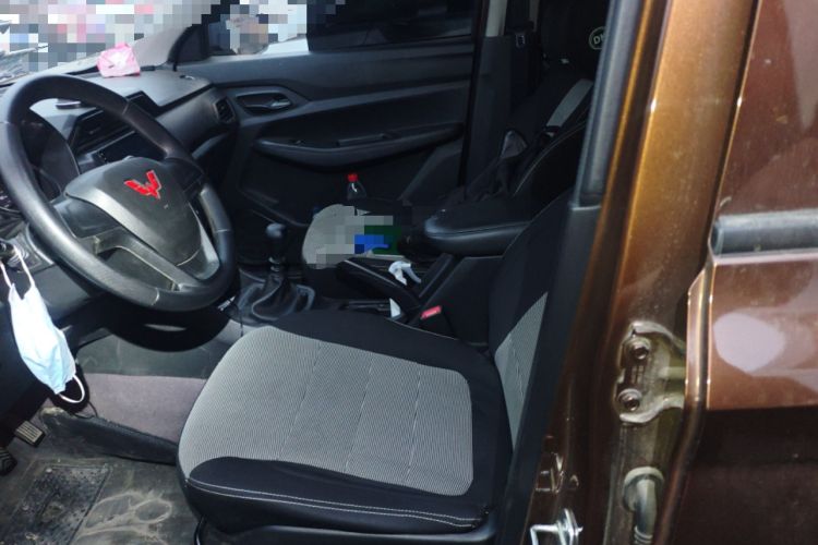 Used Wuling Hongguang 2021 1.5L Revised S Base Version with Electric Power Steering LAR Left Front Seat