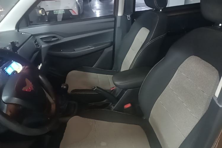 Used Wuling Hongguang 2021 1.5L Revised S Base Version with Electric Power Steering LAR Left Front Seat