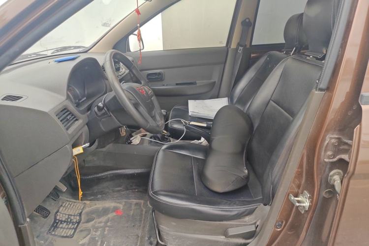 Used Wuling Hongguang 2021 1.5L Revised S Base Version with Electric Power Steering LAR Left Front Seat