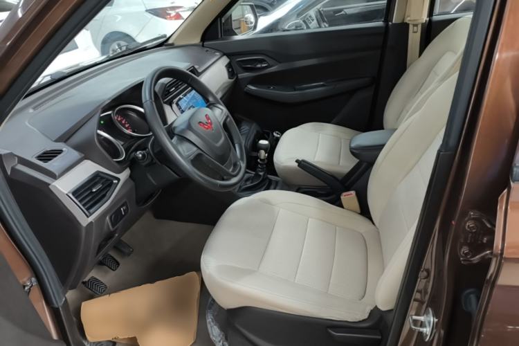 Used Wuling Hongguang 2021 1.5L Revised S Standard Version Hydraulic-Power-Assisted LAR Left Front Seat