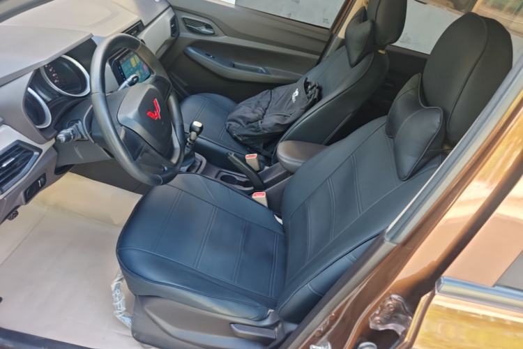 Used Wuling Hongguang 2021 1.5L Revised S Standard Version with Electric Power Steering LAR Left Front Seat