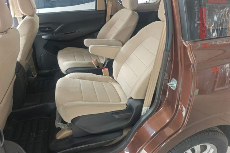Used Wuling Hongguang 2021 1.5L S Standard Version LAR Left Rear Seat