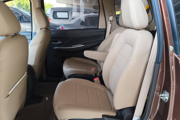 Used Wuling Hongguang 2021 1.5L S Comfort Edition LAR Left Rear Seat