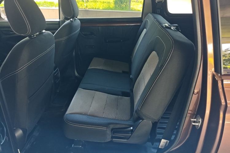 Used Wuling Hongguang 2021 1.5L Revised S Base Version Hydraulic Power Steering LAR Left Rear Seat