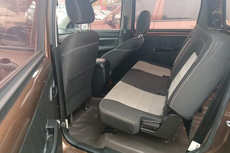 Used Wuling Hongguang 2021 1.5L S Base Version LAR Left Rear Seat
