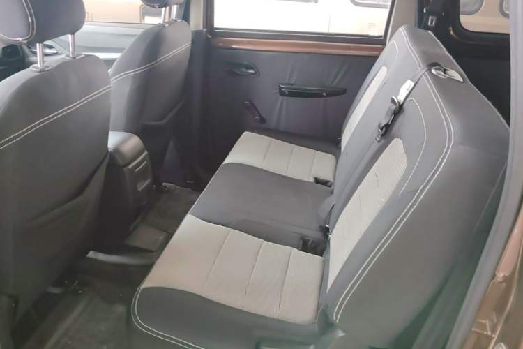 Used Wuling Hongguang 2021 1.5L S Base Version LAR Left Rear Seat