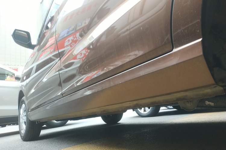 Used Wuling Hongguang 2021 1.5L Revised S Standard Version with Electric Power Steering LAR Left Side Sill