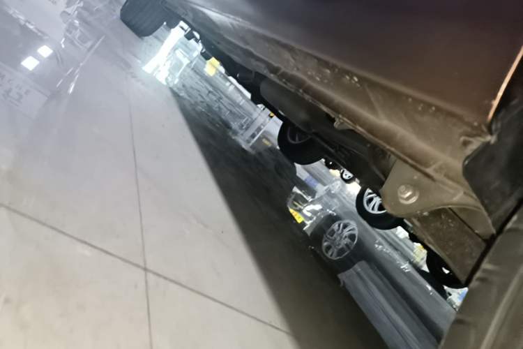 Used Wuling Hongguang 2021 1.5L S Comfort Edition LAR Left Side Sill