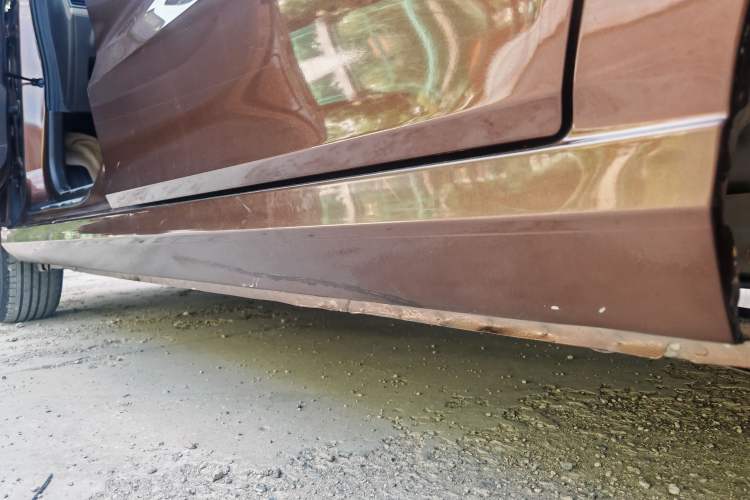 Used Wuling Hongguang 2021 1.5L Revised S Standard Version with Electric Power Steering LAR Left Side Sill