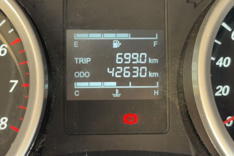 Used Wuling Hongguang 2021 1.5L Facelifted S Comfort Version with Electric Power Steering LAR Odometer Close Up