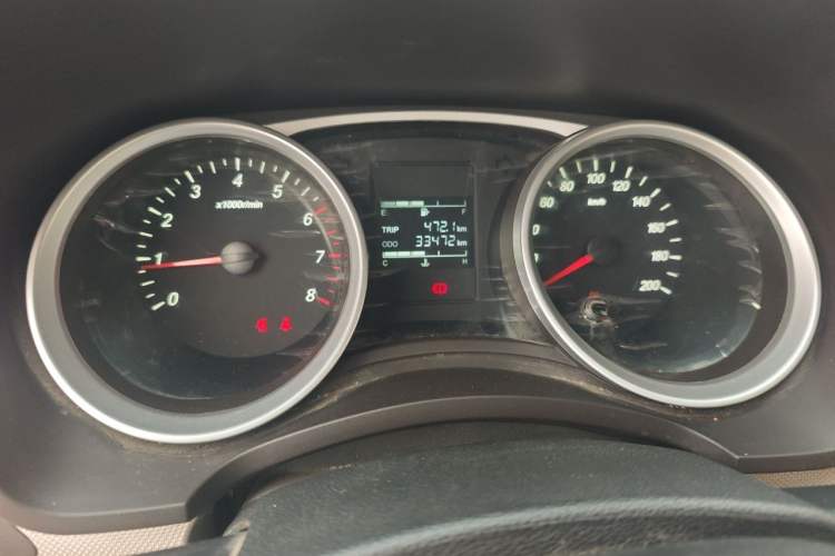 Used Wuling Hongguang 2021 1.5L S Comfort Edition LAR Odometer Close Up