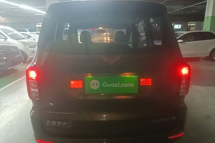 Used Wuling Hongguang 2021 1.5L Revised S Base Version with Electric Power Steering LAR Rear