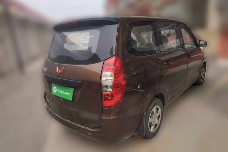 Used Wuling Hongguang 2021 1.5L Revised S Standard Version Hydraulic-Power-Assisted LAR Rear Right 45 Deg