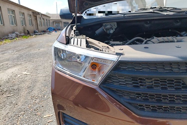 Used Wuling Hongguang 2021 1.5L Revised S Base Version Hydraulic Power Steering LAR Right Front Headlight