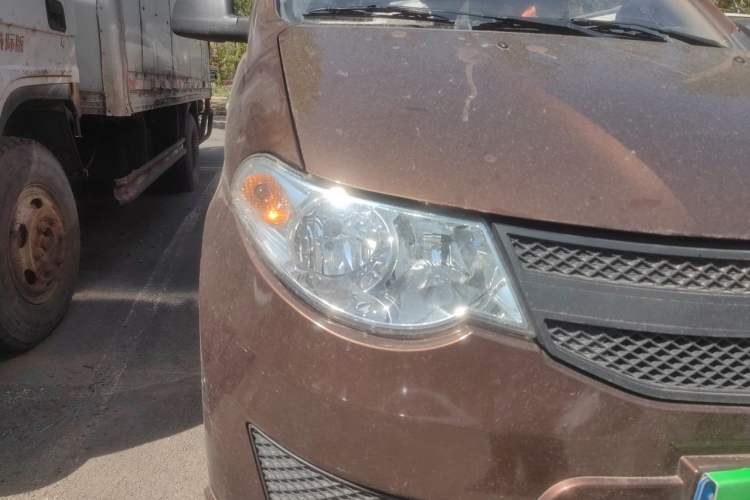 Used Wuling Hongguang 2021 1.5L S Base Version LAR Right Front Headlight