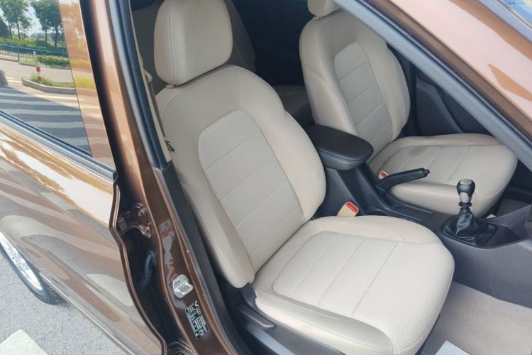 Used Wuling Hongguang 2021 1.5L Revised S Standard Version with Electric Power Steering LAR Right Front Seat