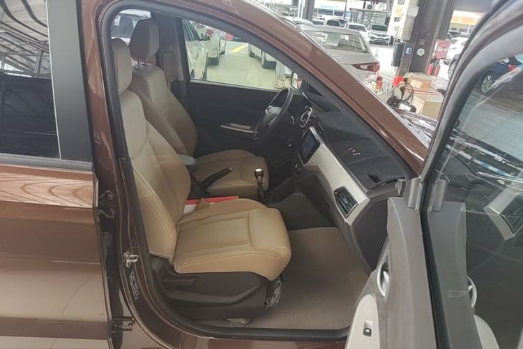 Used Wuling Hongguang 2021 1.5L Facelifted S Comfort Version with Electric Power Steering LAR Right Front Seat