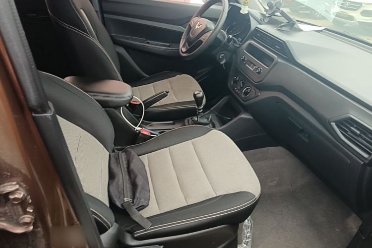 Used Wuling Hongguang 2021 1.5L S Base Version LAR Right Front Seat