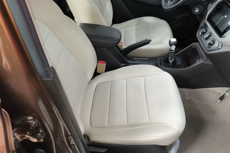Used Wuling Hongguang 2021 1.5L Revised S Standard Version Hydraulic-Power-Assisted LAR Right Front Seat