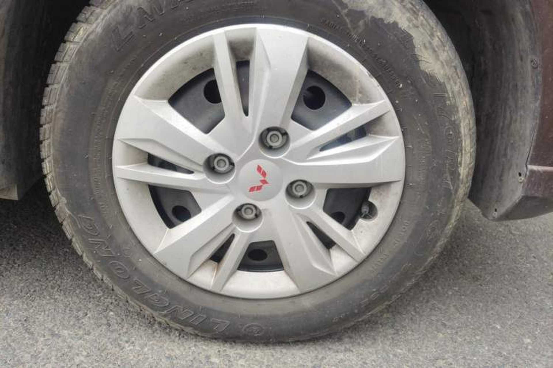 Used Wuling Hongguang 2021 1.5L Facelift S Comfort Version Hydraulic Power Steering LAR Right Front Wheel Hub