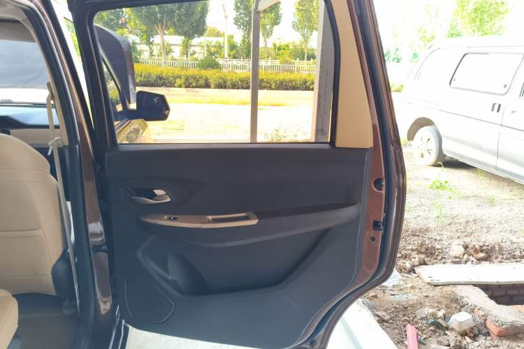 Used Wuling Hongguang 2021 1.5L S Comfort Edition LAR Right Rear Door Interior