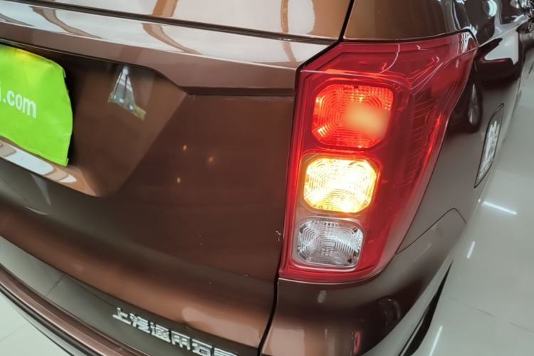 Used Wuling Hongguang 2021 1.5L Revised S Standard Version Hydraulic-Power-Assisted LAR Right Rear Taillight