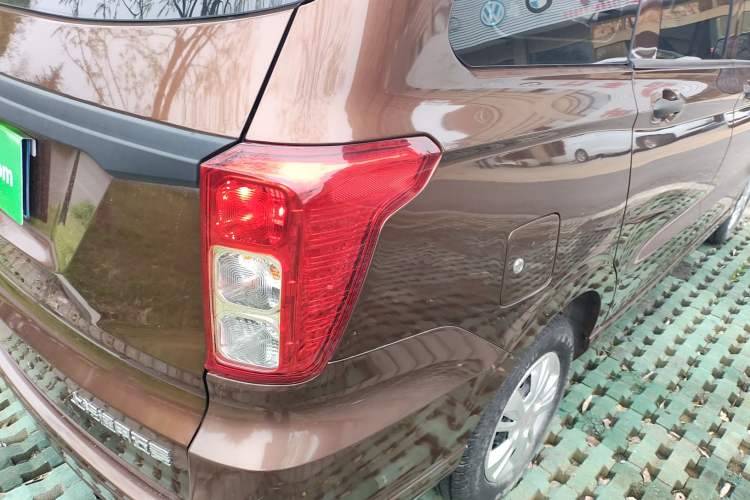 Used Wuling Hongguang 2021 1.5L S Base Version LAR Right Rear Taillight
