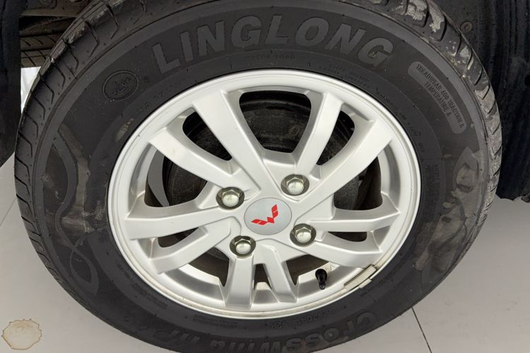 Used Wuling Hongguang 2021 1.5L Facelift S Comfort Version Hydraulic Power Steering LAR Right Rear Wheel Hub