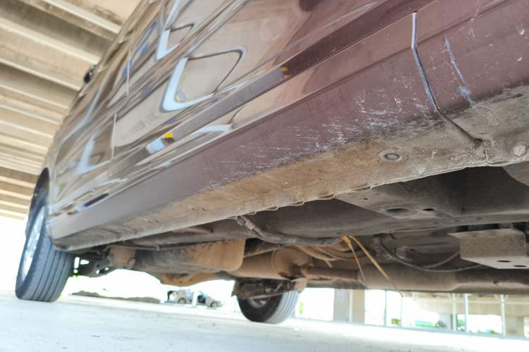 Used Wuling Hongguang 2021 1.5L S Comfort Edition LAR Right Side Sill