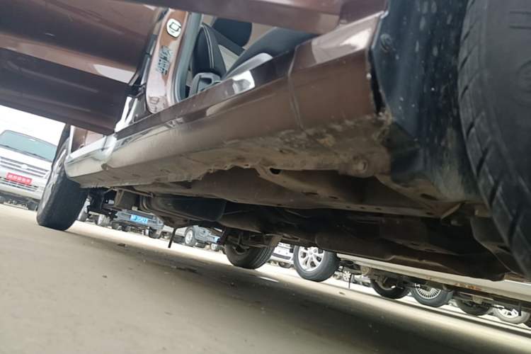 Used Wuling Hongguang 2021 1.5L S Base Version LAR Right Side Sill