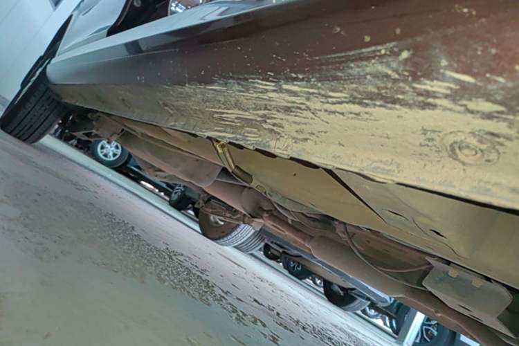 Used Wuling Hongguang 2021 1.5L Revised S Standard Version Hydraulic-Power-Assisted LAR Right Side Sill