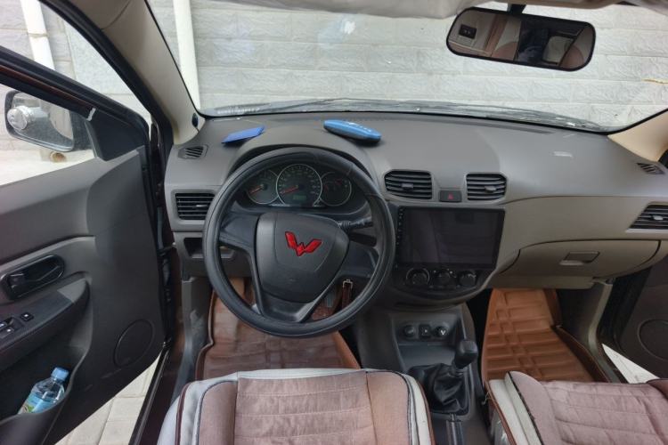 Used Wuling Hongguang 2021 1.5L S Base Version LAR Steering Wheel