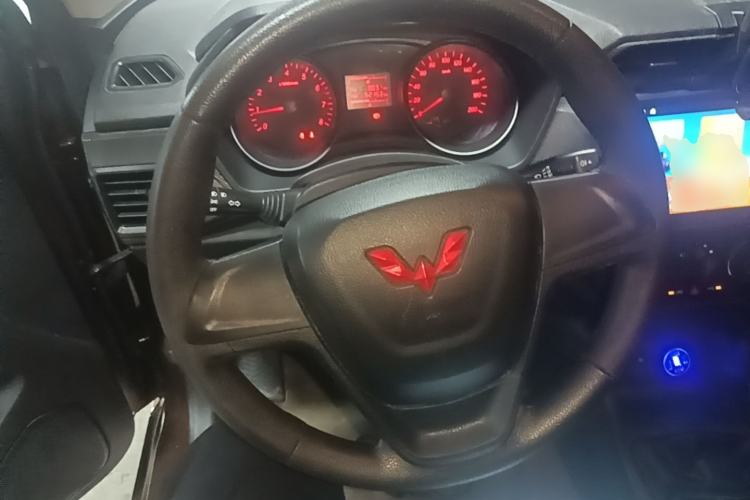 Used Wuling Hongguang 2021 1.5L Revised S Base Version with Electric Power Steering LAR Steering Wheel