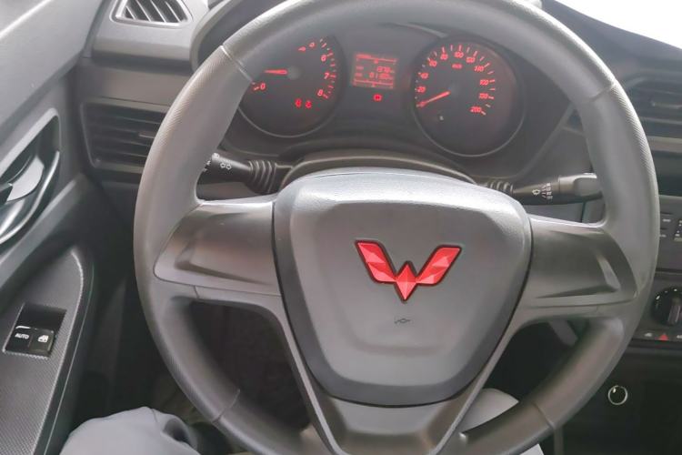 Used Wuling Hongguang 2021 1.5L S Base Version LAR Steering Wheel