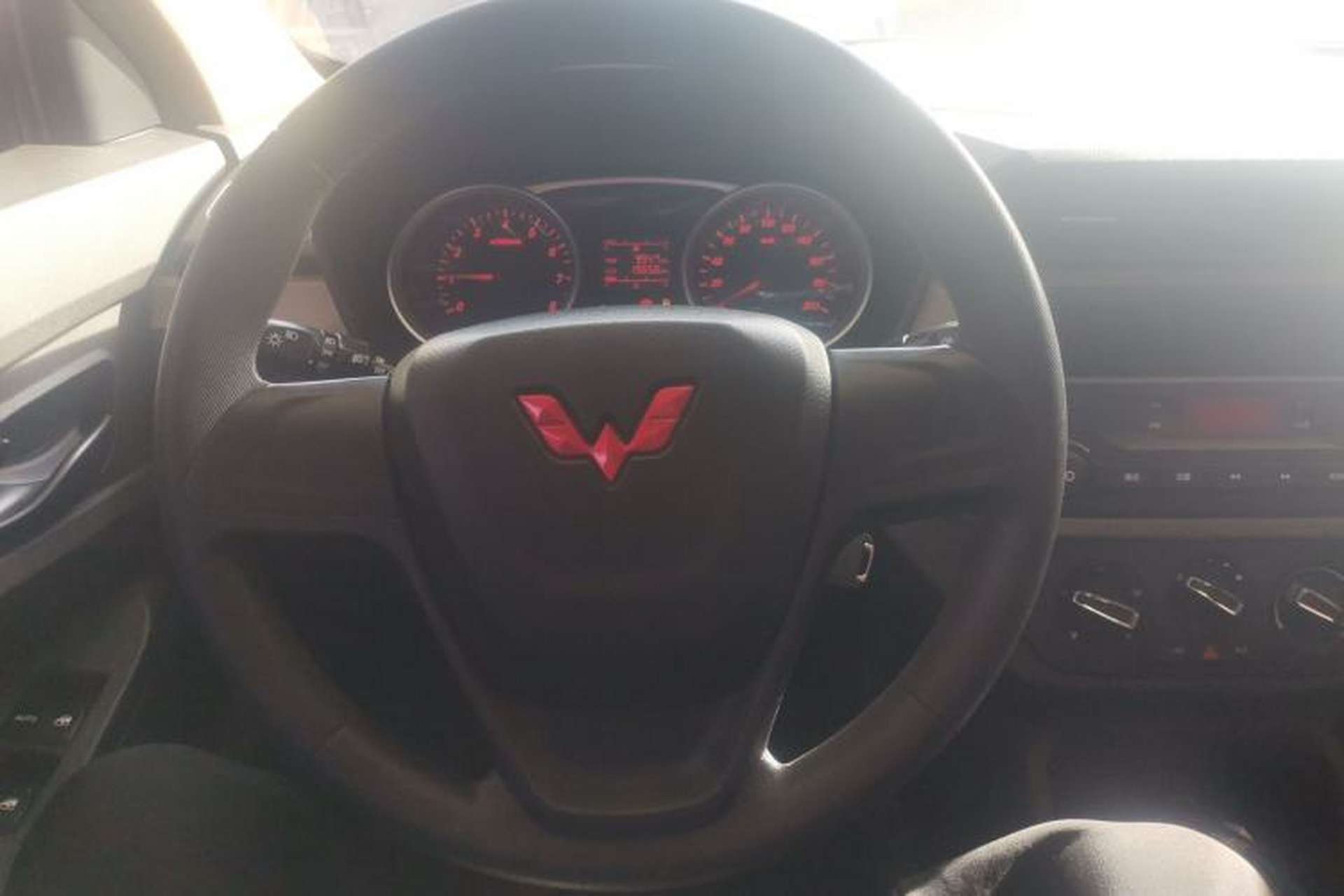 Used Wuling Hongguang 2021 1.5L Revised S Standard Version with Electric Power Steering LAR Steering Wheel