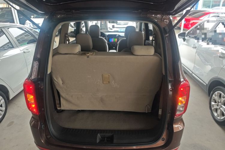 Used Wuling Hongguang 2021 1.5L S Standard Version LAR Trunk