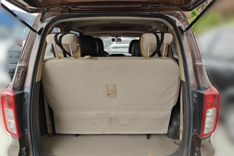 Used Wuling Hongguang 2021 1.5L S Standard Version LAR Trunk