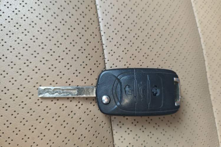 Used Wuling Hongguang 2021 1.5L S Comfort Edition LAR Vehicle Key