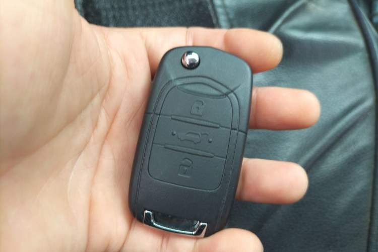 Used Wuling Hongguang 2021 1.5L S Base Version LAR Vehicle Key