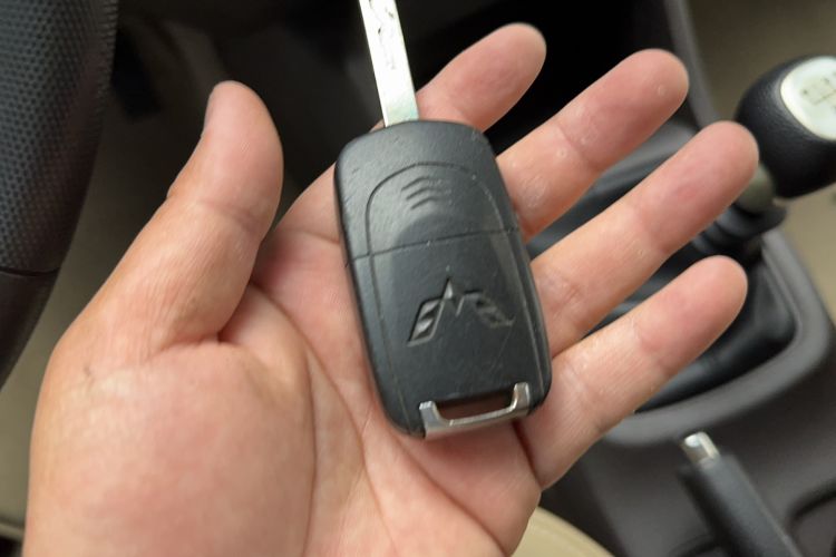 Used Wuling Hongguang 2021 1.5L Facelift S Comfort Version Hydraulic Power Steering LAR Vehicle Key