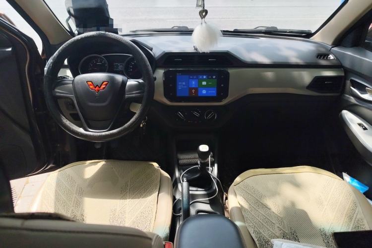 Used Wuling Hongguang 2021 1.5L Facelift S Comfort Version Hydraulic Power Steering LAR Center Console
