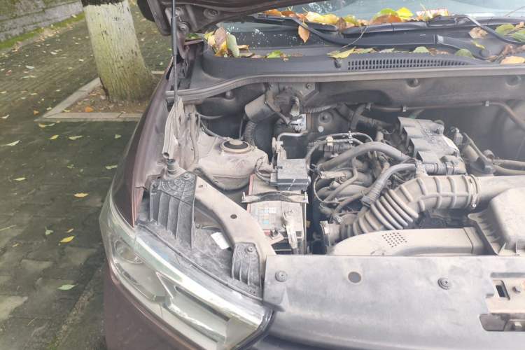 Used Wuling Hongguang 2021 1.5L Facelifted S Comfort Version with Electric Power Steering LAR Engine Bay Right