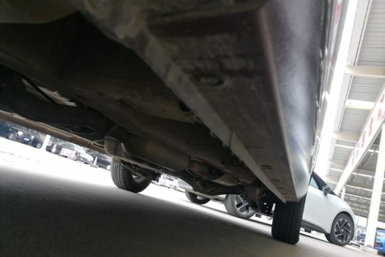 Used Wuling Hongguang 2021 1.5L S Standard Version LAR Chassis Front Left