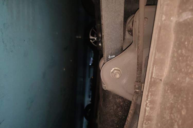 Used Wuling Hongguang 2021 1.5L S Standard Version LAR Chassis Rear Right