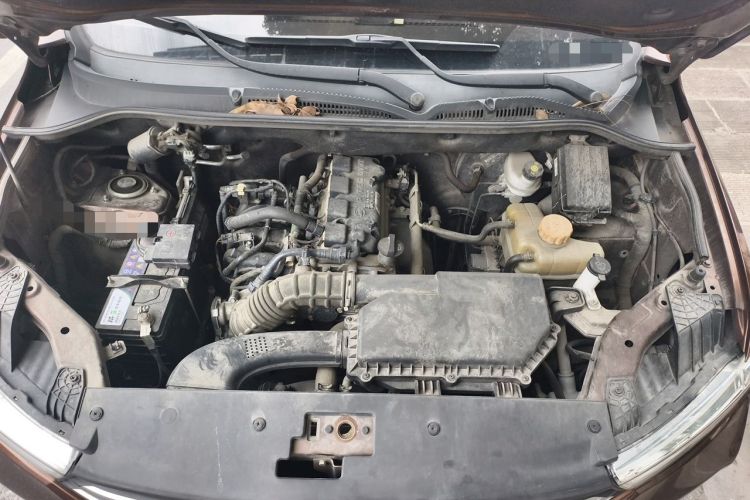 Used Wuling Hongguang 2021 1.5L Facelifted S Comfort Version with Electric Power Steering LAR Engine Bay