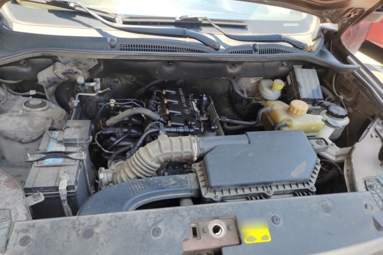 Used Wuling Hongguang 2021 1.5L Facelifted S Comfort Version with Electric Power Steering LAR Engine Bay