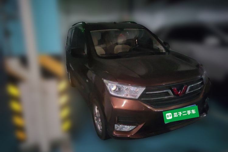 Used Wuling Hongguang 2021 1.5L S Standard Version LAR Front Right 45 Deg