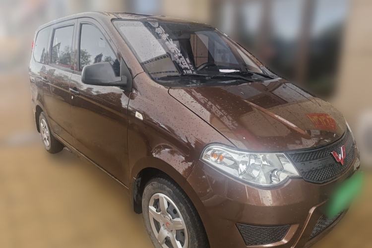 Used Wuling Hongguang 2021 1.5L S Base Version LAR Front Right 45 Deg