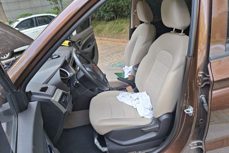 Used Wuling Hongguang 2021 1.5L Revised S Standard Version Hydraulic-Power-Assisted LAR Left Front Seat